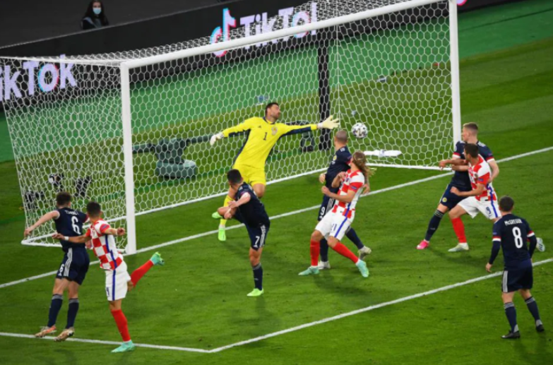 尤文图斯客场力克对手,迅速攀升积分榜的简单介绍 尤文图斯客场力克对手,迅速攀升积分榜的简单介绍