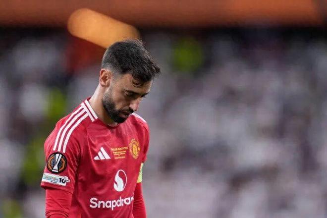 包含曼联前场三叉戟齐飞，客场大胜萨格勒布迪纳摩的词条