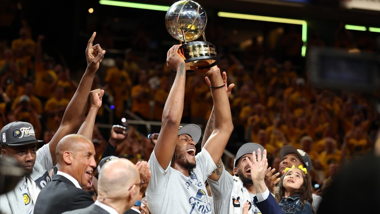 国王队力克灰熊队，取得胜利