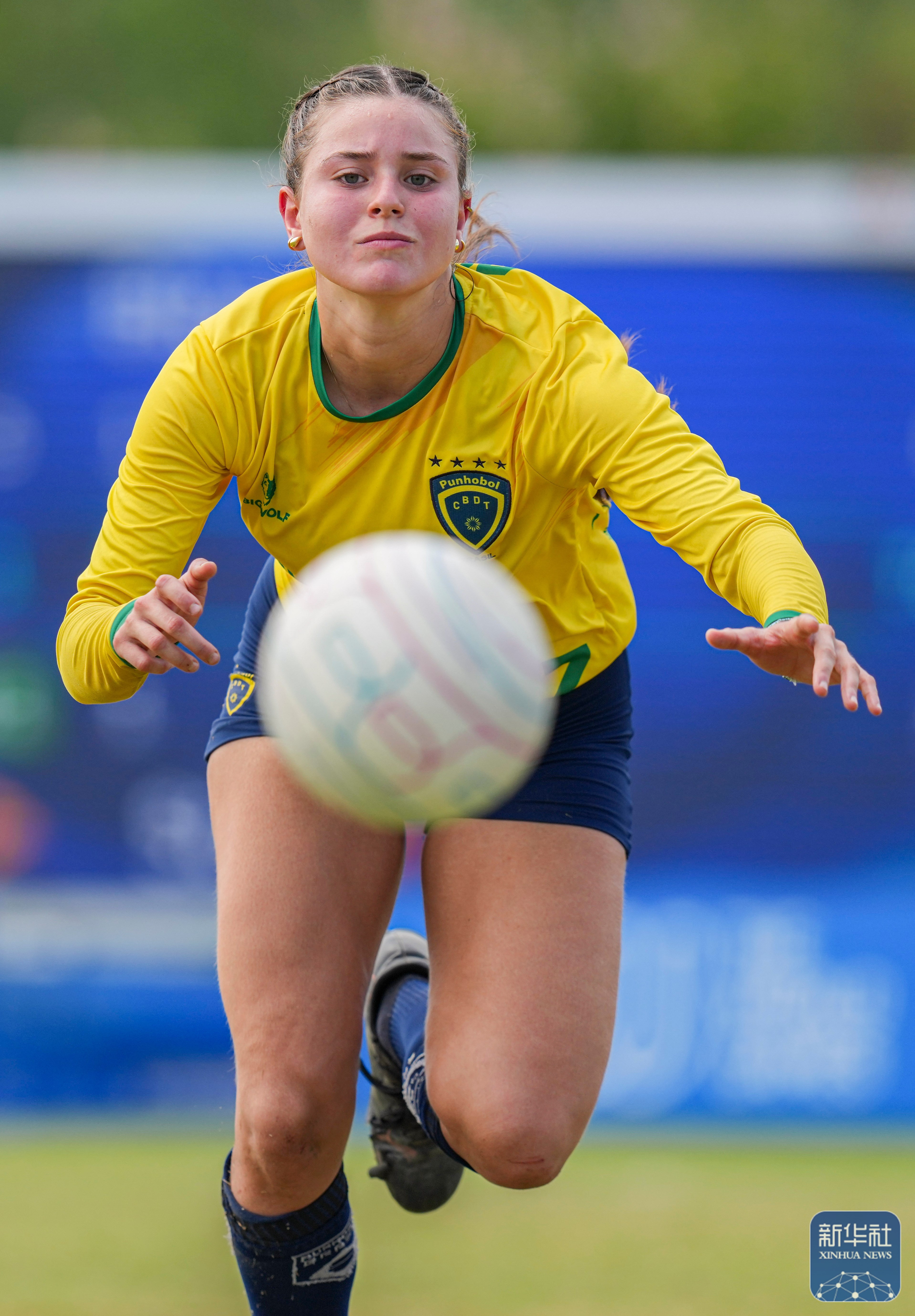 巴西选手夺得冠军，创造历史